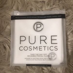 PURE Cosmetics Facial Cloth